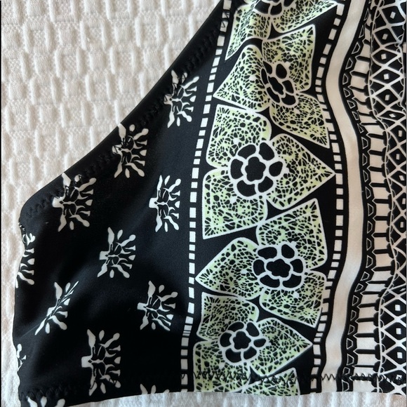 Cupshe Bikini Swim Top Halter Size M - Picture 7 of 13